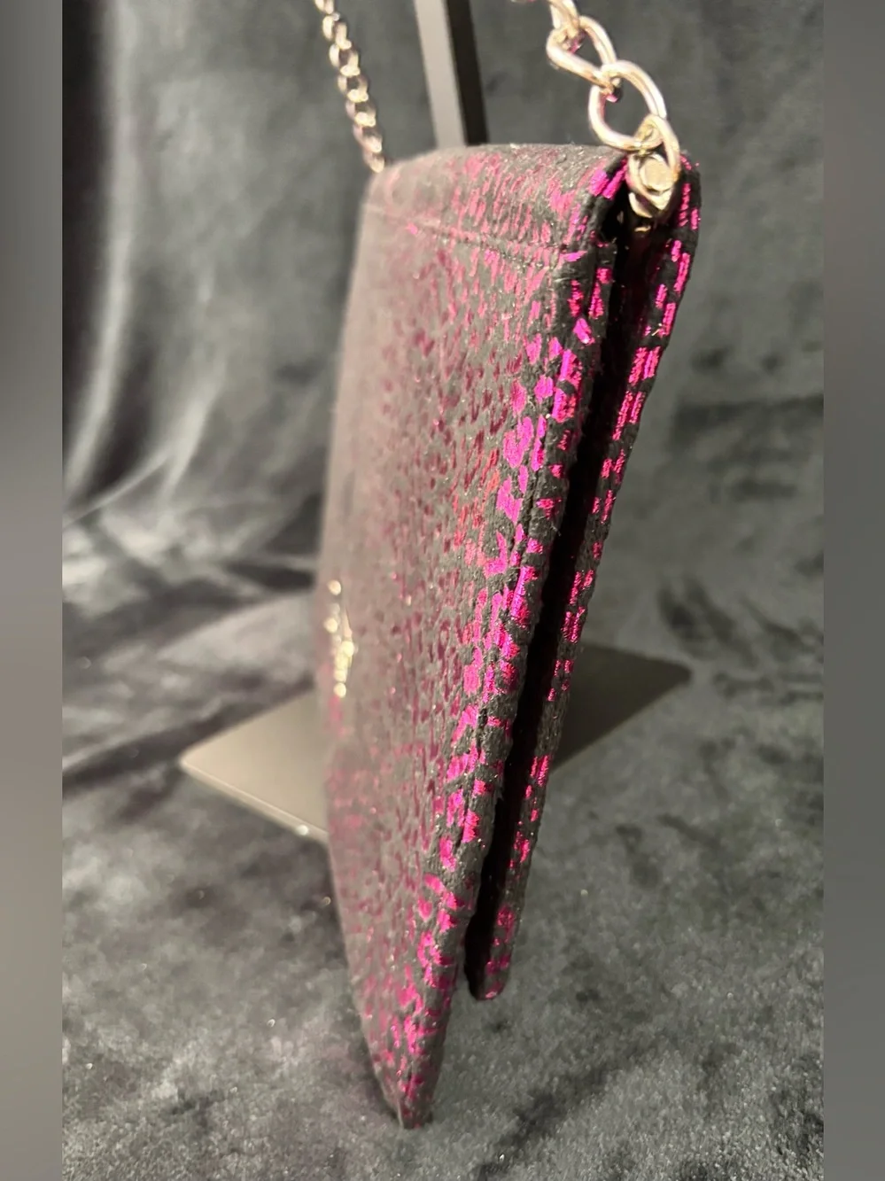 Betsey Johnson Y2K Pink Leopard Metallic Studded Chain Clutch Purse